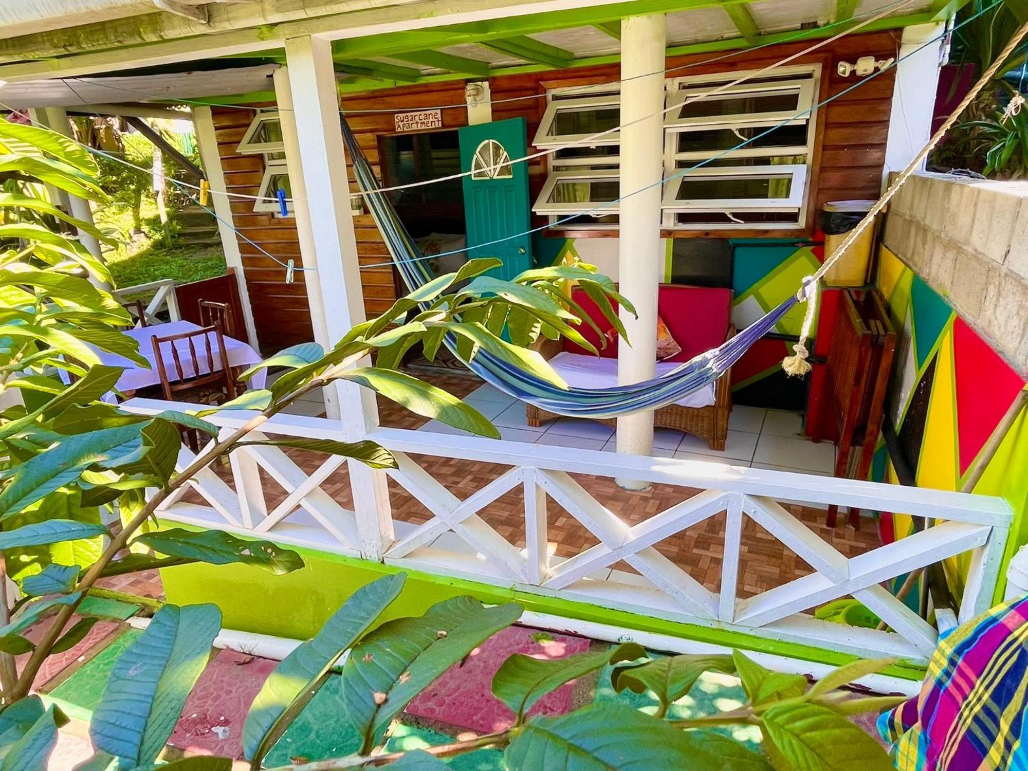 Le Petit Paradis Roseau Exterior foto